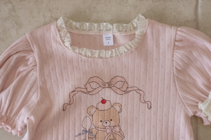 [K-Premium] Lace-Trimmed Puff Sleeve Set