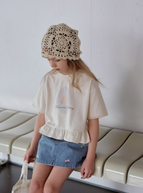 [K-Premium] Lace Sleeve &amp; Waist Ruffle T-Shirt