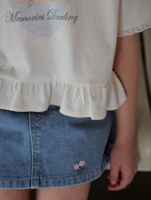 [K-Premium] Lace Sleeve &amp; Waist Ruffle T-Shirt