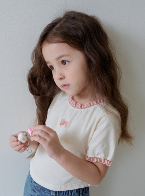 [K-Premium] Lace Trim &amp; Mini Ribbon T-Shirt