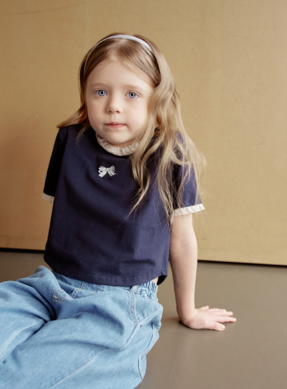 [K-Premium] Lace Trim &amp; Mini Ribbon T-Shirt