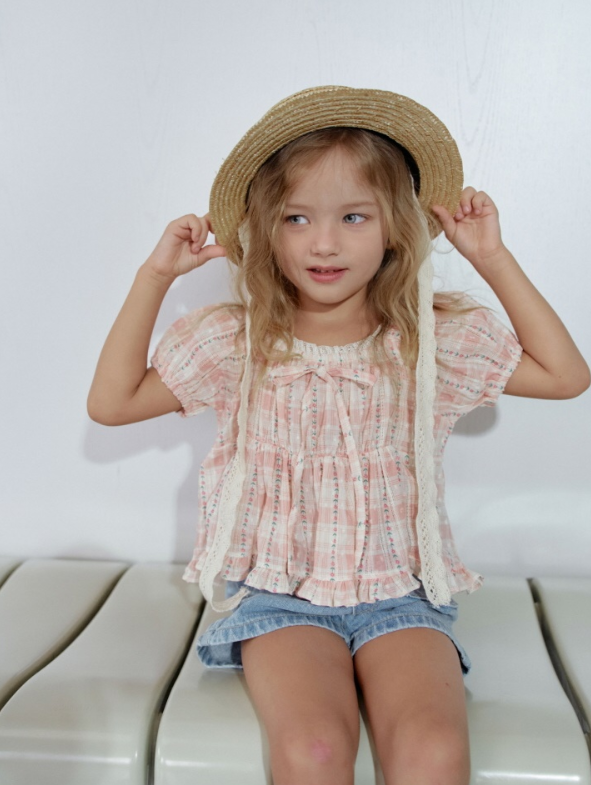 [K-Premium] Floral Ribbon Lace Blouse