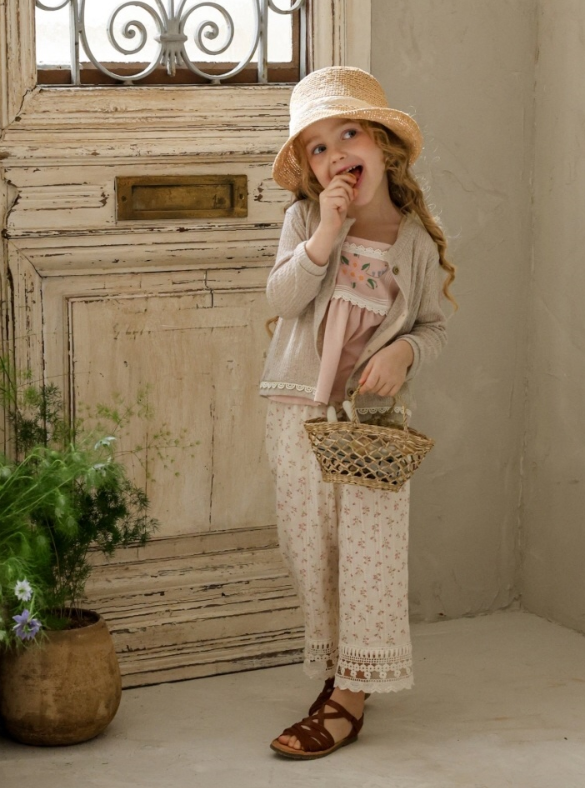 [K-Premium] Delicate Floral Embroidery Lace Pants