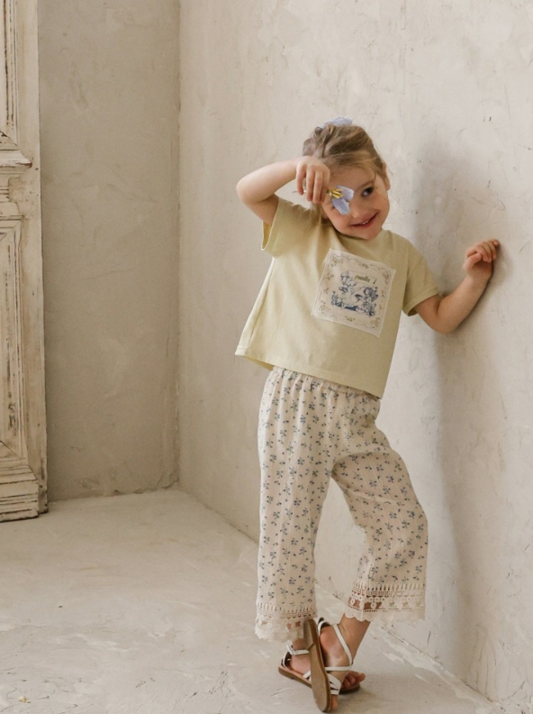 [K-Premium] Daily Flower Point T-Shirt
