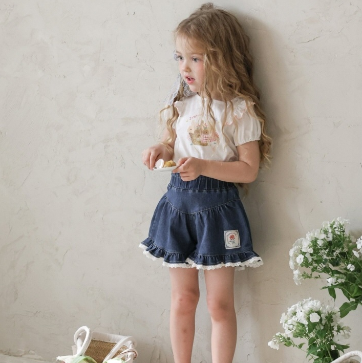 [K-Premium] Rose Flare Denim Shorts