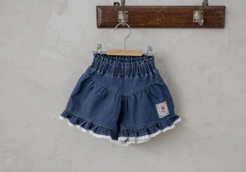 [K-Premium] Rose Flare Denim Shorts