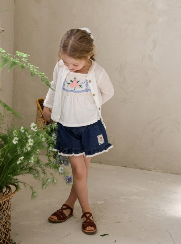[K-Premium] Magical Flower Lace Sleeveless Blouse
