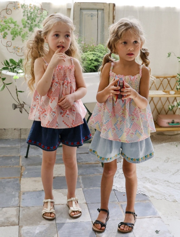[K-Premium] Ruffle Cooling Sleeveless Blouse