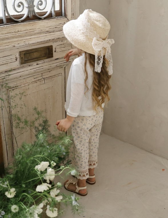 [K-Premium] Embroidery Hem 3/4 Sleeve Cardigan